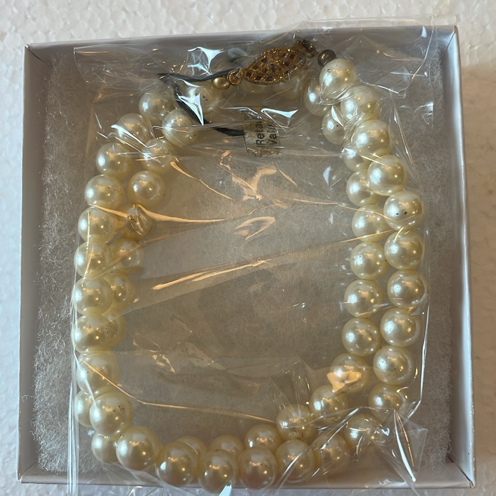 White pearl necklace Cultured women’s 15” new